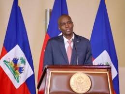 Jovenel Moïse annonce une baisse des prix du kérosène et du diesel