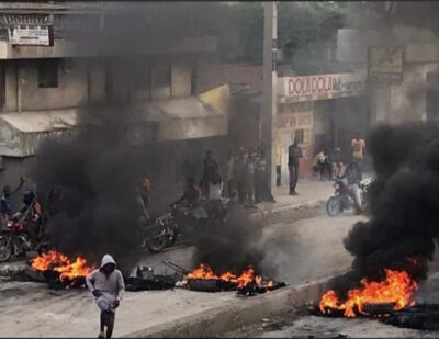 Mouvement de blocage à Martissant pour réclamer la libération du notaire Alex Demosthène