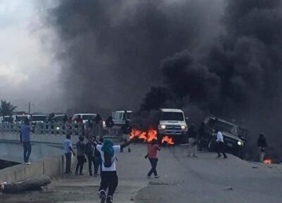 Hommage à Jovenel Moïse: Une marche pacifique transformée en violente manifestation