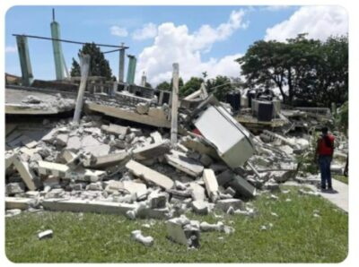 Cayes-séisme: 24 survivants dont quatre enfants coincés sous les décombres secourus à Pic Macaya
