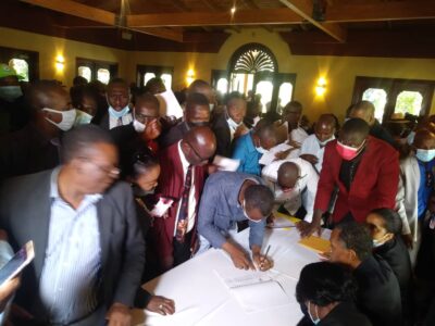 Haïti/Politique: Plusieurs partis politiques et organisations de la société civile ont approuvé une nouvelle proposition de sortie de crise
