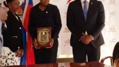 Gabon/Haiti: Vainqueure du Concours international d'art Oratoire, la jeune avocate Lovely JEAN-LOUIS honorée par le MJSAC