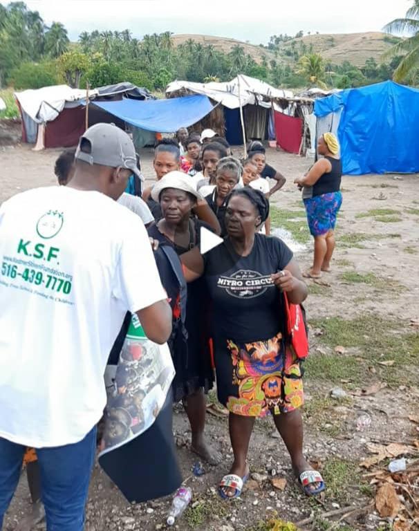 Cayes: Kedner Stiven Foundation (KSF) vole au secours des sinistrés du séisme du 14 août 2021