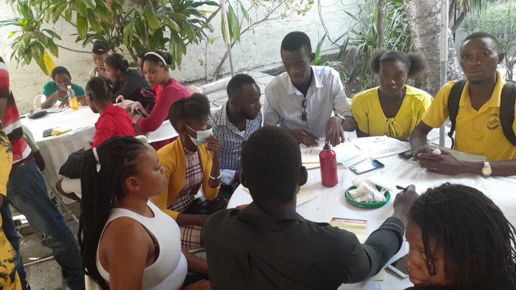 Haiti/Entrepreneuriat : FENAFEMH forme des jeunes des quartiers défavorisés pour le marché du travail 5 Haiti/Entrepreneuriat : FENAFEMH forme des jeunes des quartiers défavorisés pour le marché du travail