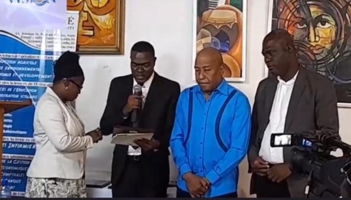 Distinction : Le prix de "Jean Léopold Dominique" décerné à plusieurs personnalités haïtiennes dont la coordonnatrice du RENASANG, Nancy L'aîné