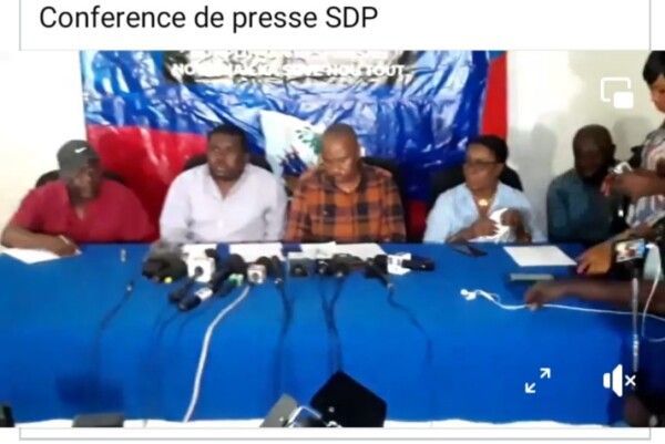 Haïti/ Crise: le secteur démocratique et populaire désapprouve la position du sénat 