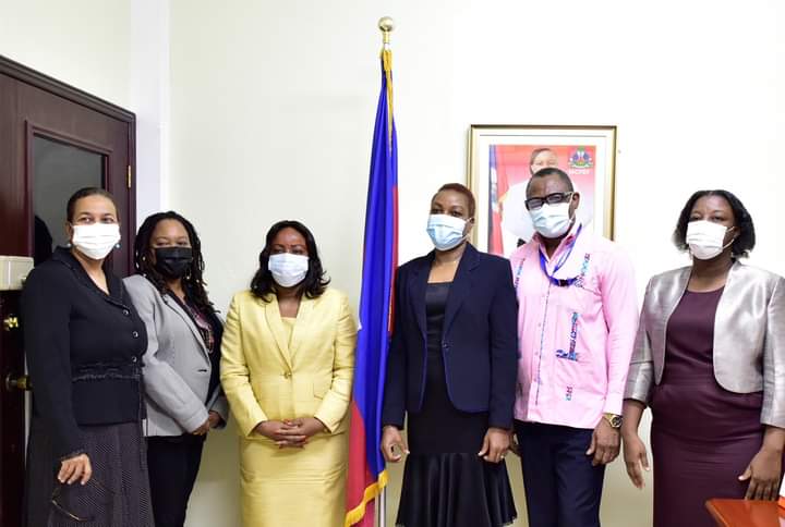 La ministre à la condition Féminine, Dr Sofia LOREUS, a reçu la visite de la nouvelle représentante de L'ONU Femmes 2 La ministre à la condition Féminine, Dr Sofia LOREUS, a reçu la visite de la nouvelle représentante de L'ONU Femmes