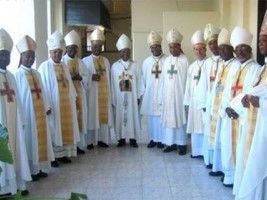 Les évêques catholiques tirent la sonnette d'alarme et appellent les protagonistes à trouver un large consensus pour une sortie de crise