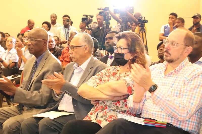 Haïti/Education : Les manuels du livre unique pour les classes de 1ère et 2ème AF bientôt acheminés dans les écoles de la république 3 Haïti/Education : Les manuels du livre unique pour les classes de 1ère et 2ème AF bientôt acheminés dans les écoles de la république