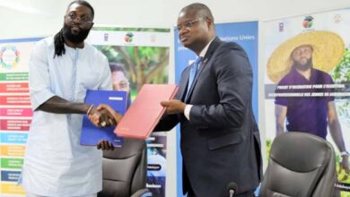 Emmanuel Adebayor et le PNUD signent un accord pour l'insertion socio-professionnelle des jeunes en agrobusiness