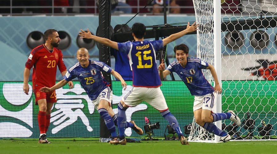 Mondial 2022 : le Japon crée la sensation en battant l'Espagne et finit premier de son groupe 1 Mondial 2022 : le Japon crée la sensation en battant l'Espagne et finit premier de son groupe