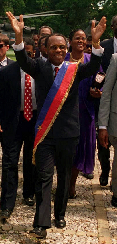 Politique : Fanmi Lavalas se rappelle de la date du 16 Décembre 1990, "32 ans après, où se trouve Haiti avec la démocratie?"