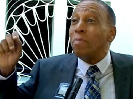 Eddy Labossière : "le moment est venu pour retirer le dollar américain de la libre circulation en Haïti"