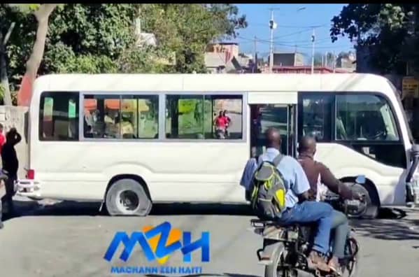 Haïti/Insécurité: des centaines de policiers se révoltent suite à l'assassinat de leurs collègues par des bandits