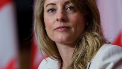 La guerre en Ukraine : le Canada sanctionne des personnalités et entités russes