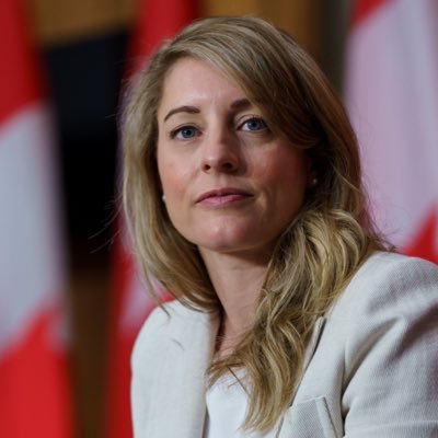 La guerre en Ukraine : le Canada sanctionne des personnalités et entités russes