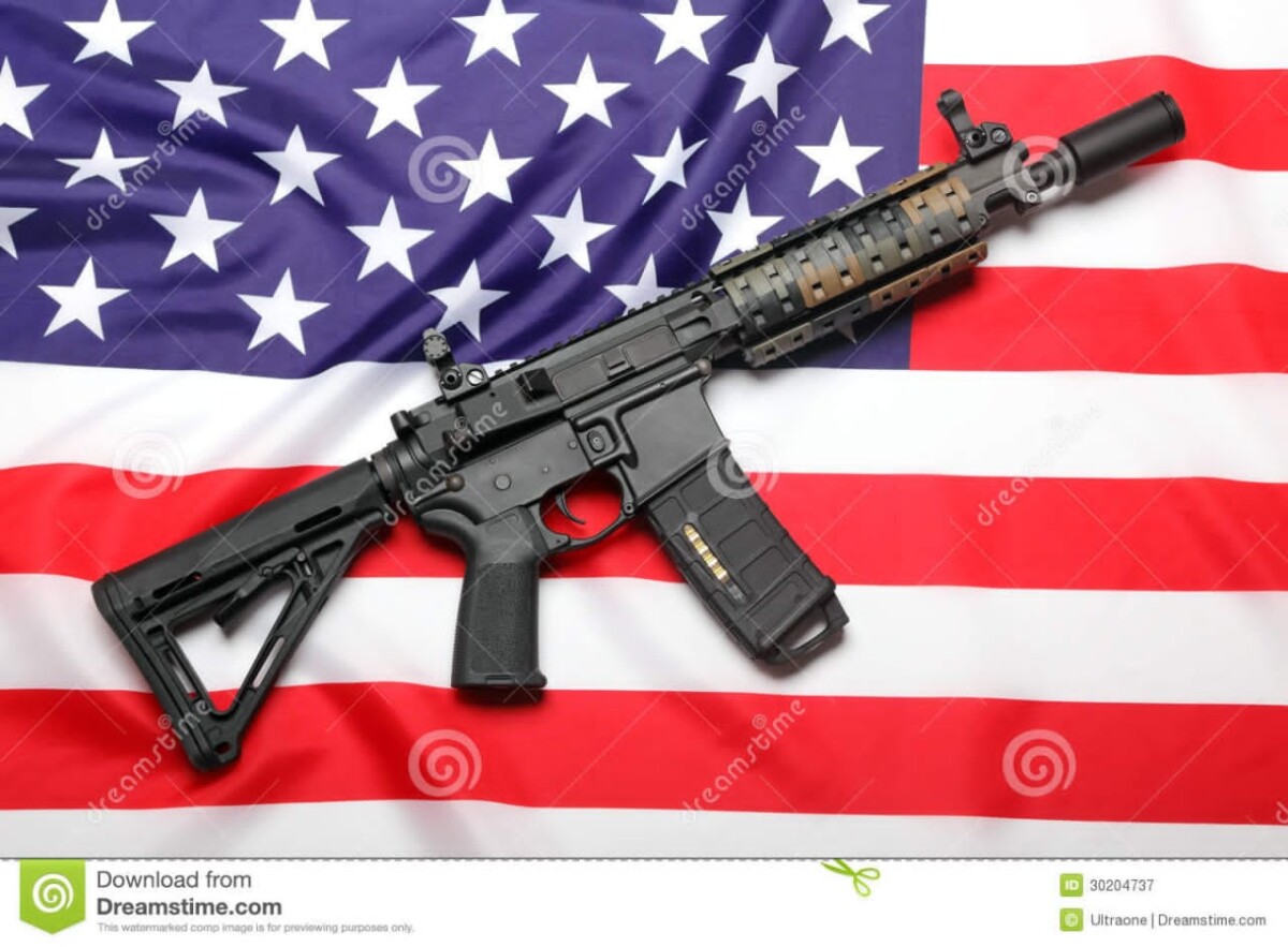«On peut acheter un fusil à 500 dollars aux États-Unis et le revendre à 10 000 dollars en Haïti,» selon un rapport de l'ONUDC