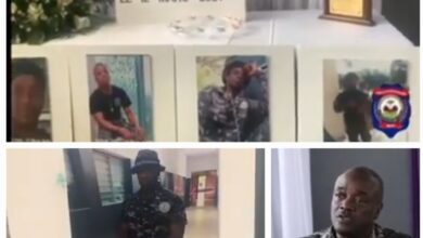 La police se souvient de la mort tragique des cinq policiers SWAT à Village de Dieu