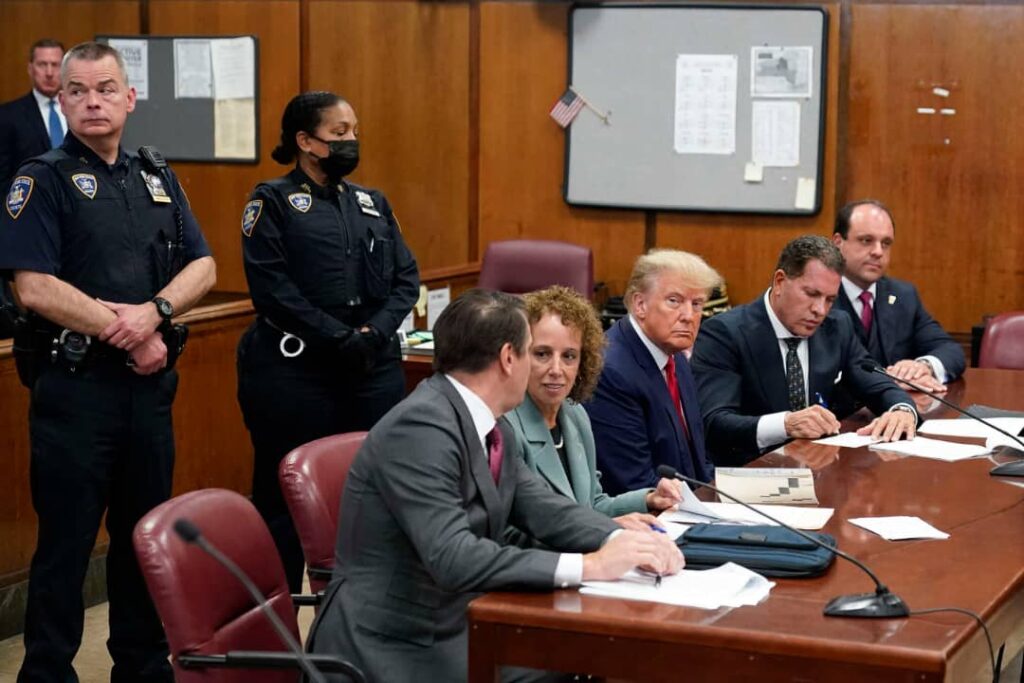 Dossier Pornographique: Inculpé par la justice new-yorkaise, Donald Trump plaide non coupable