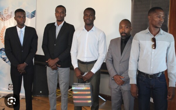 Le RHJS a remis le prix " Dr Odilet Lespérance" aux lauréats de la 3ème édition du concours national de reportage