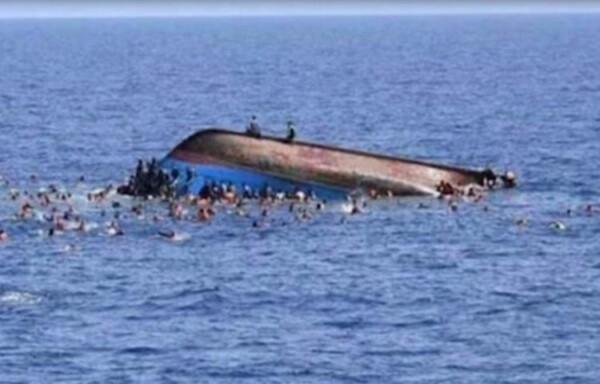 Naufrage d'un bateau dans le Sud-Est: plusieurs passagers noyés, un seul survivant retrouvé