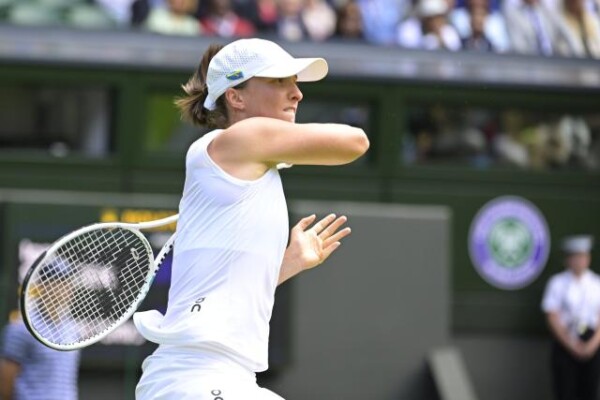 Iga Swiatek poursuit sa domination à Wimbledon et atteint les huitièmes de finale pour la deuxième fois 1 Iga Swiatek poursuit sa domination à Wimbledon et atteint les huitièmes de finale pour la deuxième fois