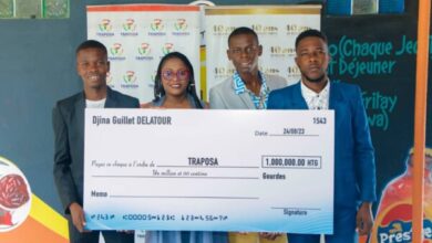 Haiti/Société/Engagement Communautaire : L'organisation TRAPOSA reçoit un chèque d'un million de gourdes