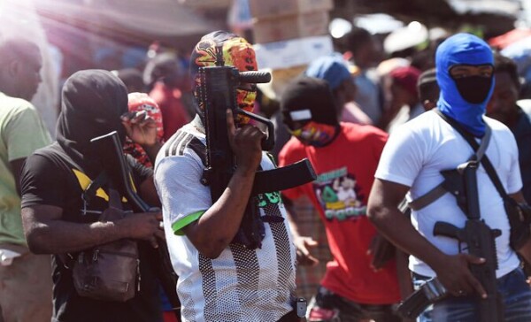 Le déploiement d'une force multinationale en Haïti, les bandits n'entendent pas se replier