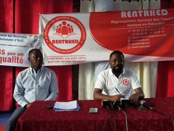 Une rentrée des classes hypothéquée à Port-au-Prince: RENTRHED et REDIENAH s'en prennent au Ministre Manigat