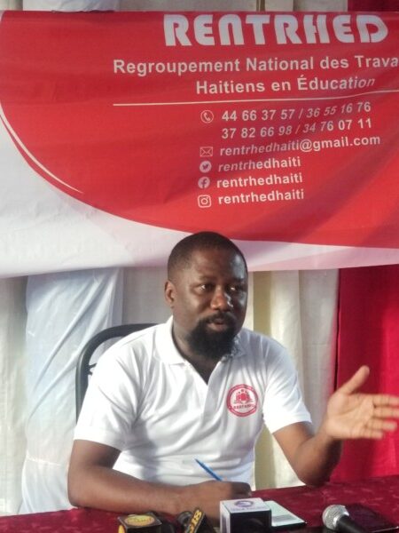 Une rentrée des classes hypothéquée à Port-au-Prince: RENTRHED et REDIENAH s'en prennent au Ministre Manigat