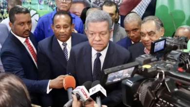 Visite de Leonel Fernández au marché de l'oeuf à Dajabón