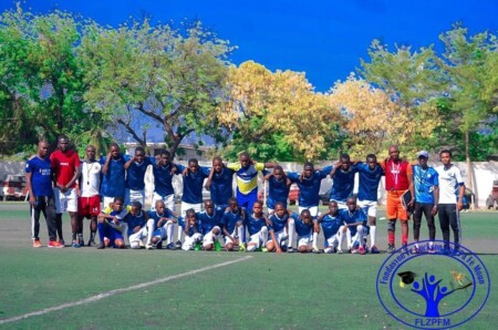 Haïti-Sport: la Fondation « Fr Luckson Zòn Pa Fè Moun » lance son équipe de football, une opportunité pour les jeunes des rues