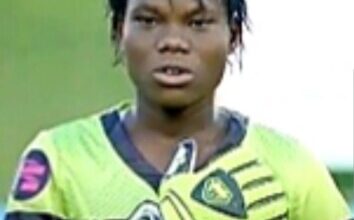 Rose Manie Joseph, gardienne de but haïtienne de 19 ans, émerge comme l'avenir du football féminin