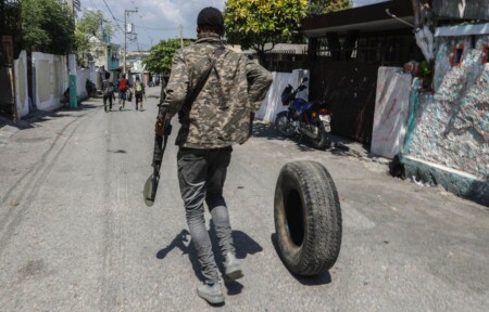 Flambée de violence en Haïti : scène de Pillage au consulat honoraire guatémaltèque, ancun incident majeur à déplorer