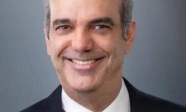 Luis Abinader remporte de nouveau l'élection présidentielle en République Dominicaine