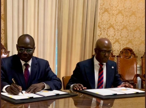 Signature d'un accord juridique entre les représentants d'Haïti et du Kenya