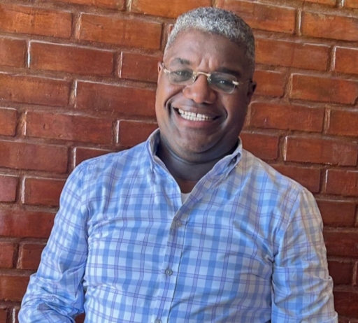 102è édition Livres en Liberté: Clément II Benoît met cap sur Mali.