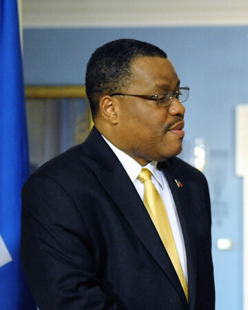 Haïti-Gouvernance: Garry Conille opte pour un cabinet ministériel restreint 