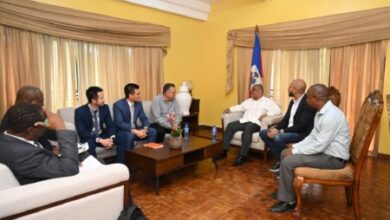 Haïti-Télécommunications: Rencontre entre le PM Gary Conille et les représentants de la Digicel et de la Natcom