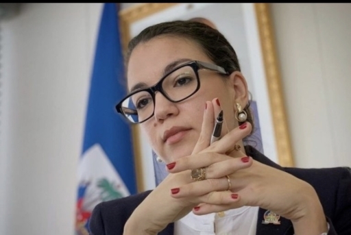 La ministre des Affaires Étrangères, Mme Dominique Dupuy, sommée par les avocats de Marie-Geneviève Louis-Jeune