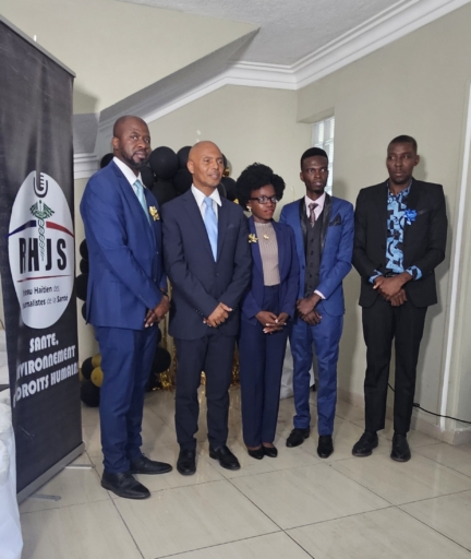 Le RHJS se dote d’un nouveau comité directeur pour renforcer le journalisme de santé en Haïti