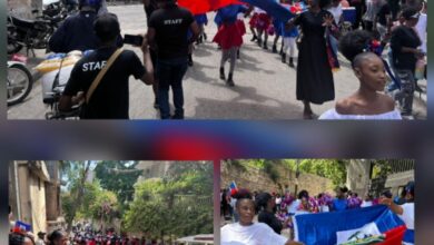 Pétion-Ville : le Nouveau Collège William Carey sensibilise les jeunes aux valeurs patriotiques lors d’un défilé pour la fête du drapeau