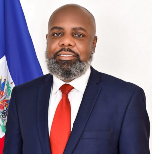 Haïti au XXIᵉ siècle : La refondation constitutionnelle comme devoir historique et acte de Renaissance nationale.-