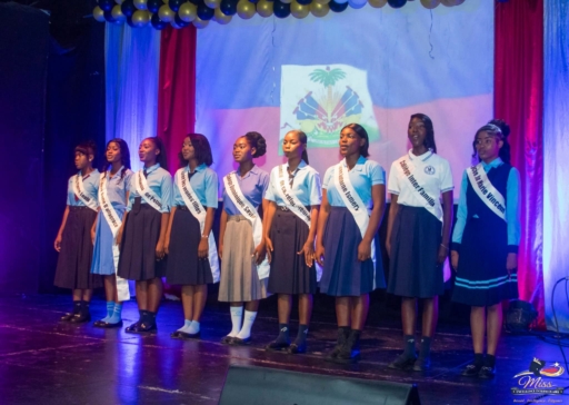Miss Excellence Interscolaire Haïti 2026: une première édition éclatante, Youseline Michel triomphe et s’empare de la couronne 15 Miss Excellence Interscolaire Haïti 2026: une première édition éclatante, Youseline Michel triomphe et s’empare de la couronne