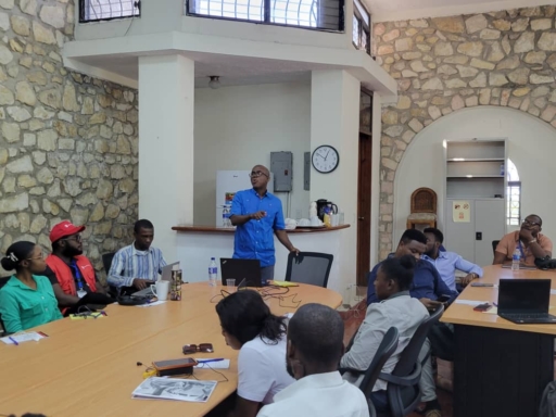 Lutte contre la désinformation: OCHA forme des journalistes pour mieux comprendre le travail humanitaire en Haïti