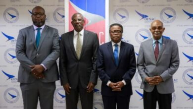 Visite stratégique du Conseiller-Président Fritz Alphonse Jean à la tour de contrôle de l'aéroport Toussaint Louverture