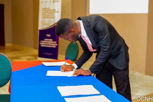 Haïti/politique : un accord signé entre 15 organisations de jeunesse et cinq partis politiques sous les auspices de l'OCNH