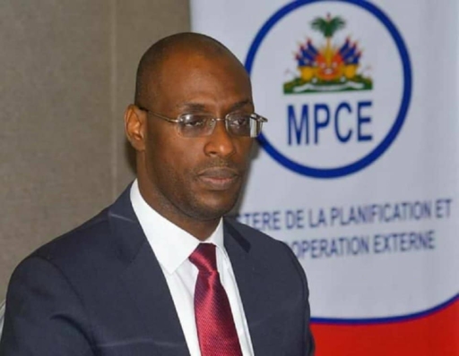 La Cour d’appel de Port-au-Prince rejette l’appel de Me Aviol Fleurant dans une affaire d’enrichissement illicite 1 La Cour d’appel de Port-au-Prince rejette l’appel de Me Aviol Fleurant dans une affaire d’enrichissement illicite