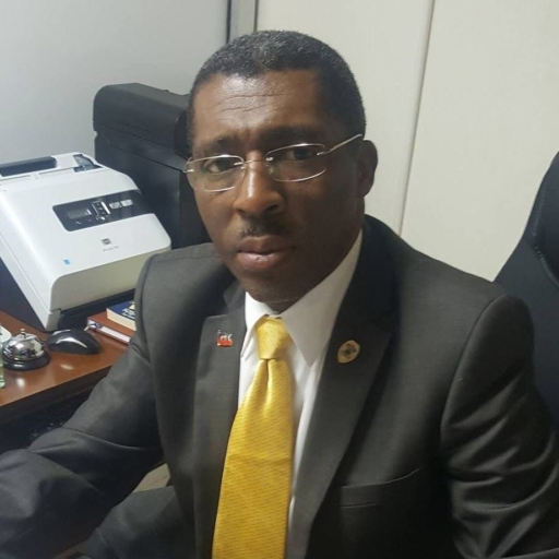 Haïti: Gérald Remplais, l’incarnation du mérite à la tête de l’Administration Générale des Douanes