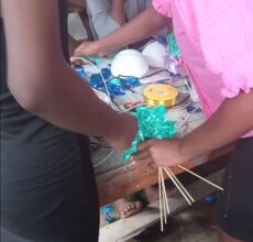 L’organisation Femmes Chrétiennes Impact au service de la communauté : formation et dons scolaires au camp de Delmas 43